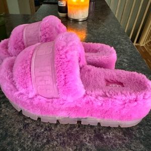 Ugg Fluffita sandal/slipper